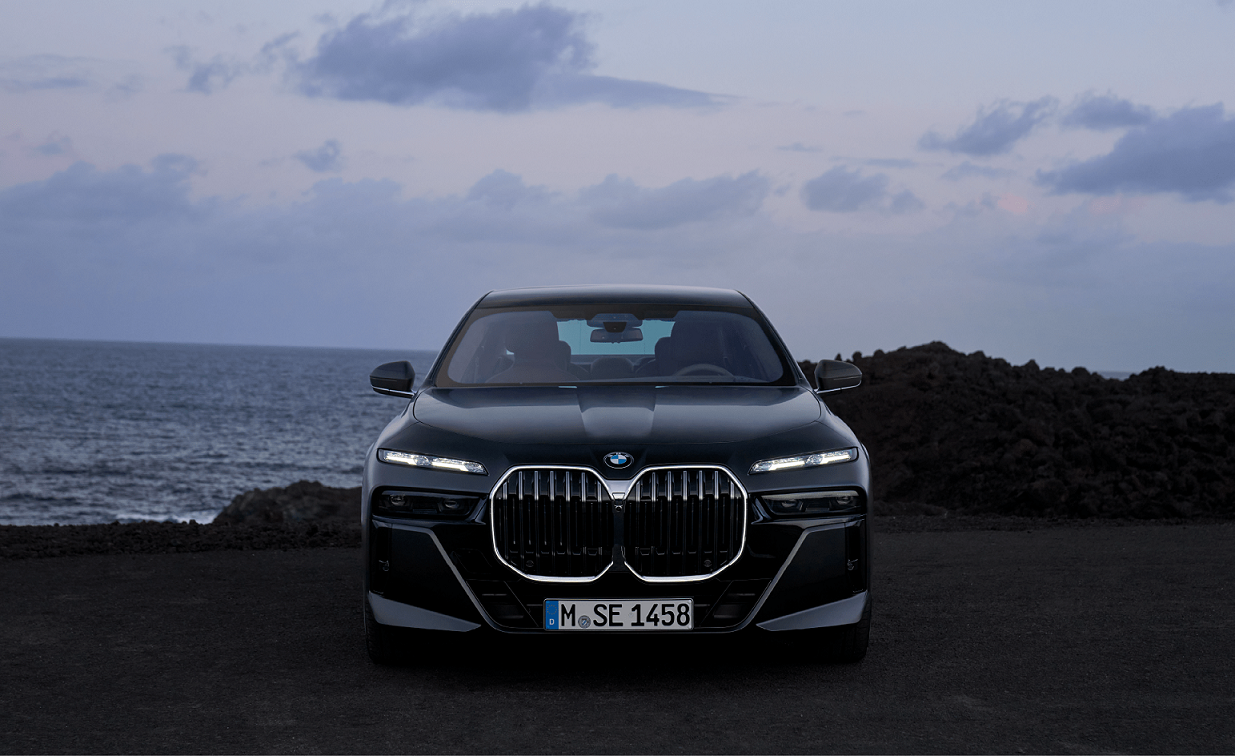 ngoai that 1 ƯU ĐÃI ĐẶC QUYỂN DÀNH CHO KHÁCH HÀNG SỞ HỮU BMW 7 SERIES, BMW X7 & BMW i7
